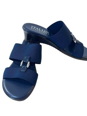 Italian Shoemakers Shayla Wedge Sandal Womens Size 6.5 New Heel Height 1.5” Blue